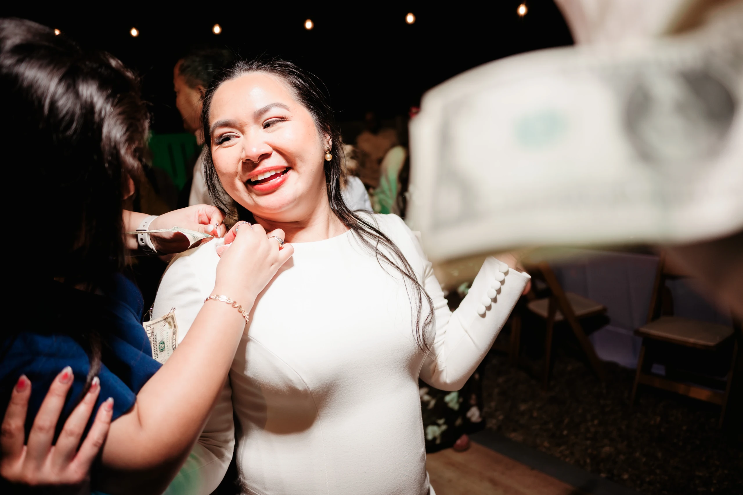 couples propose on the beach