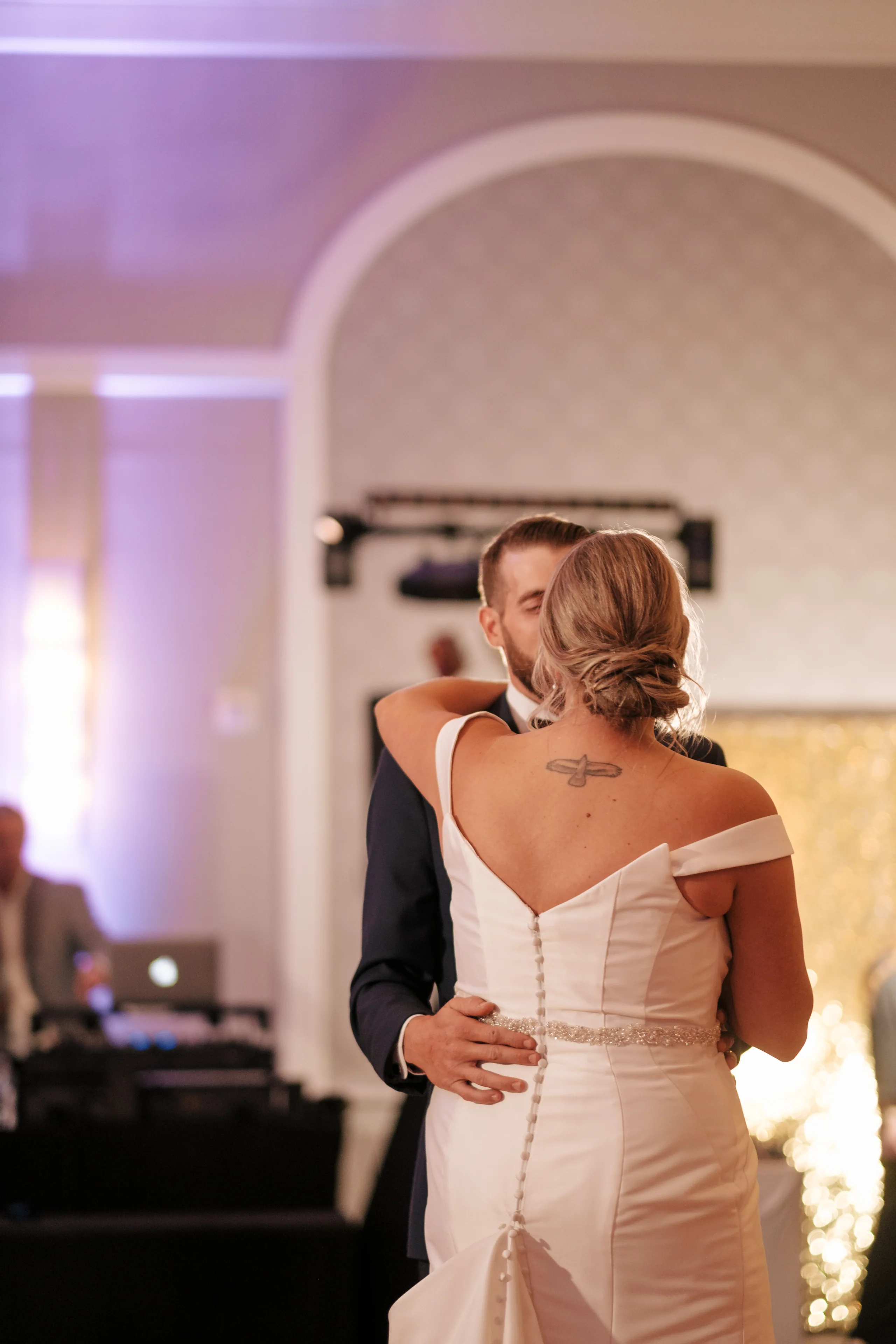 How to get married in Memphis, Tennessee